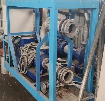 Pompe et son armoire
Pompe de circulation GST